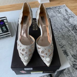 Badgley Mischka Marissa D'Orsay Heels 686, Ivory